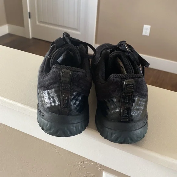 Women’s size 9 nike Renew shoes - Picture 3 of 3